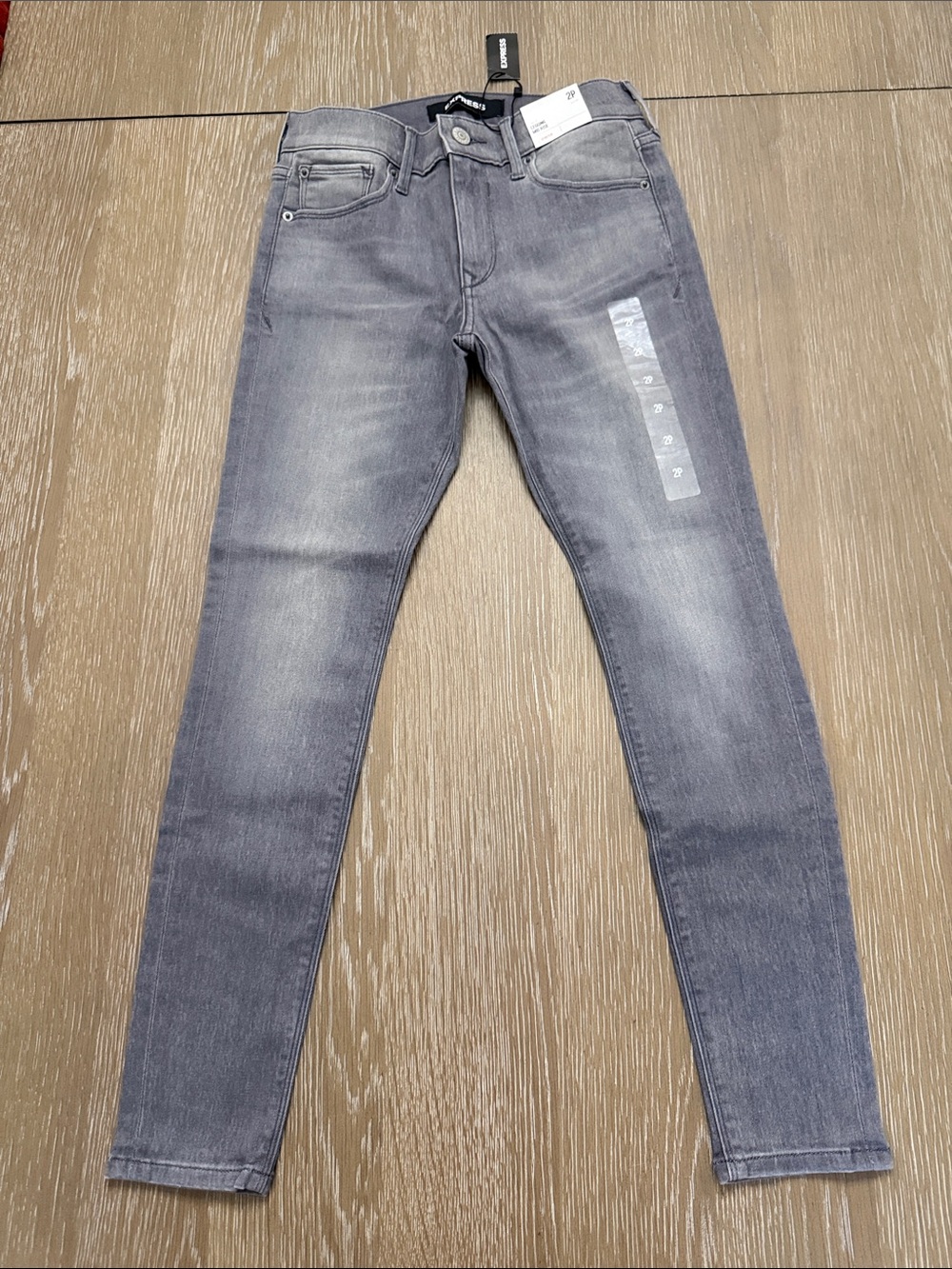 NWT express women’s Grey skinny Jeans size 2 petite